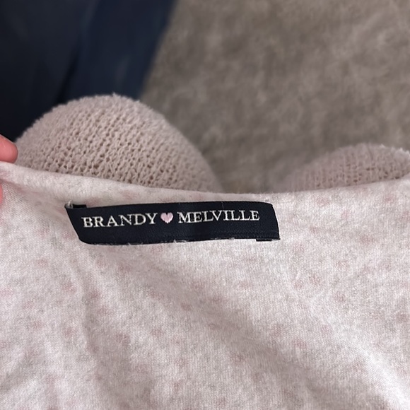 Brandy Melville top - Picture 3 of 3